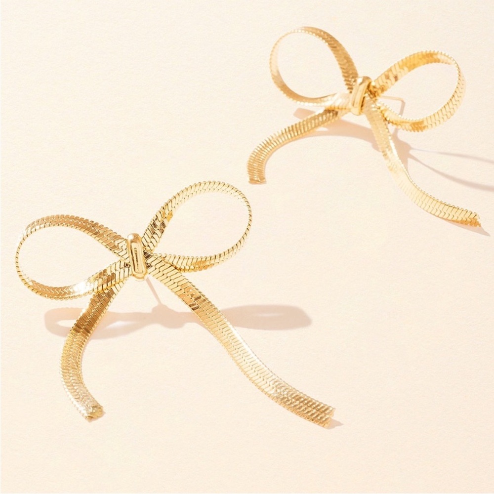 Gold Bow Earrings